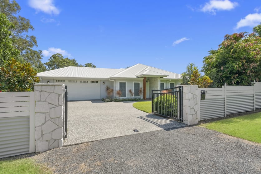 Click to view all images 38 Barrs Rd Glass House Mountains QLD 4518 - Image 3