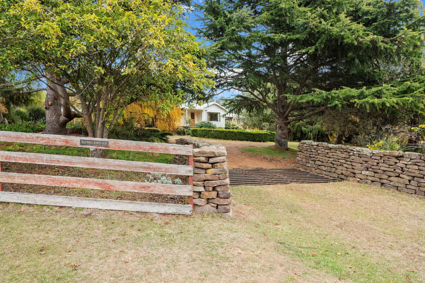 Click to view all images 749 Rotherwood Road Lower Marshes TAS 7030 - Image 2