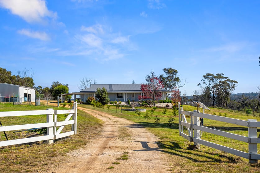 Click to view all images 382-390 Darling Causeway Bell NSW 2786 - Image 2