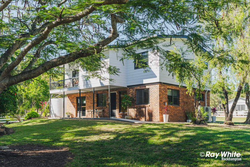 Click to view all images 668 Yeppoon Road Limestone Creek QLD 4701 - Image 3