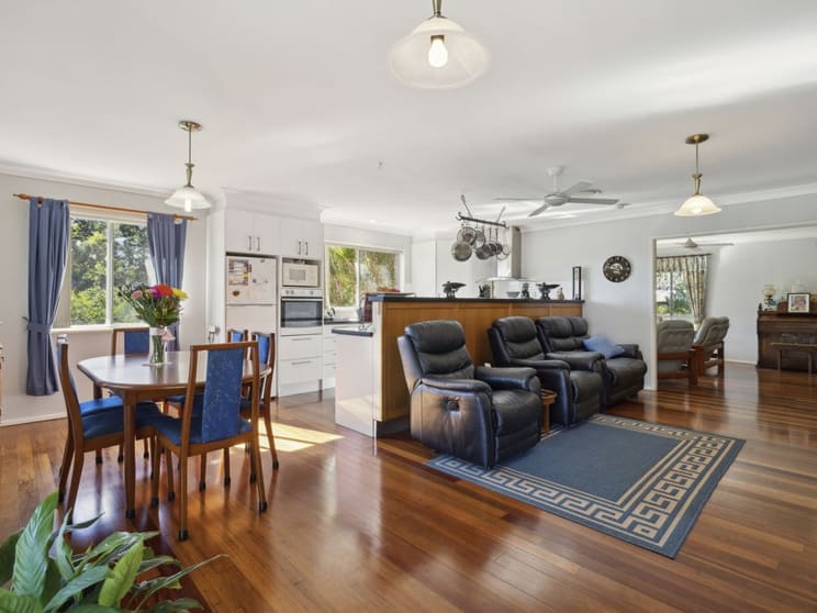 Click to view all images 113 Archville Station Road Bonville NSW 2450 - Image 2