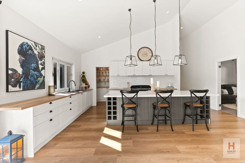 Click to view all images 1595 Alpine Way Crackenback NSW 2627 - Image 3