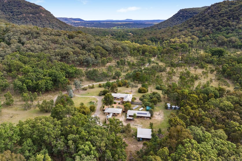 Click to view all images 938 Pyangle Road Rylstone NSW 2849 - Image 2