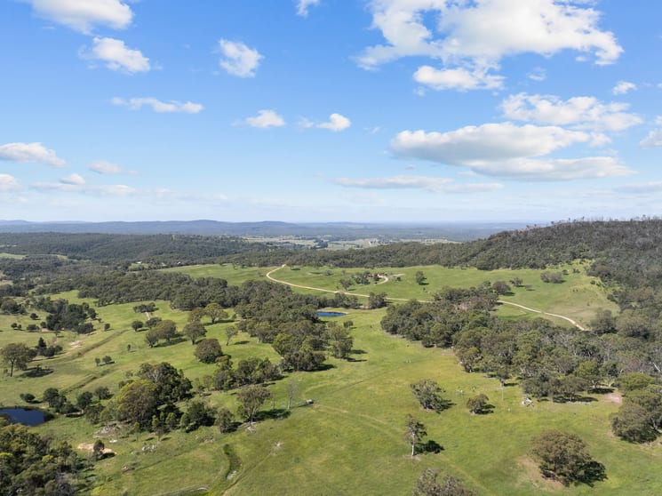 Click to view all images 67 Watson's Road Braidwood NSW 2622 - Image 3