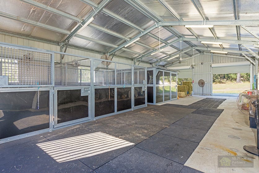 Click to view all images 1931 Beaudesert-Beenleigh Road Tamborine QLD 4270 - Image 1