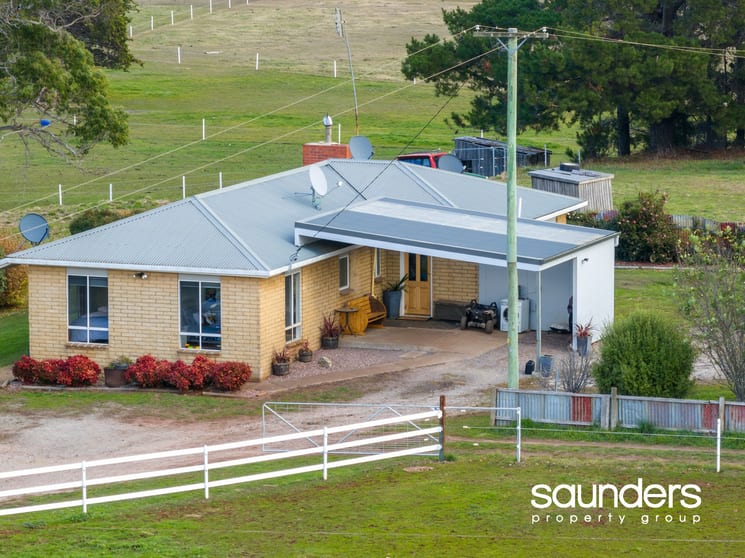 Click to view all images 35 Back Creek Road Pipers River TAS 7252 - Image 1