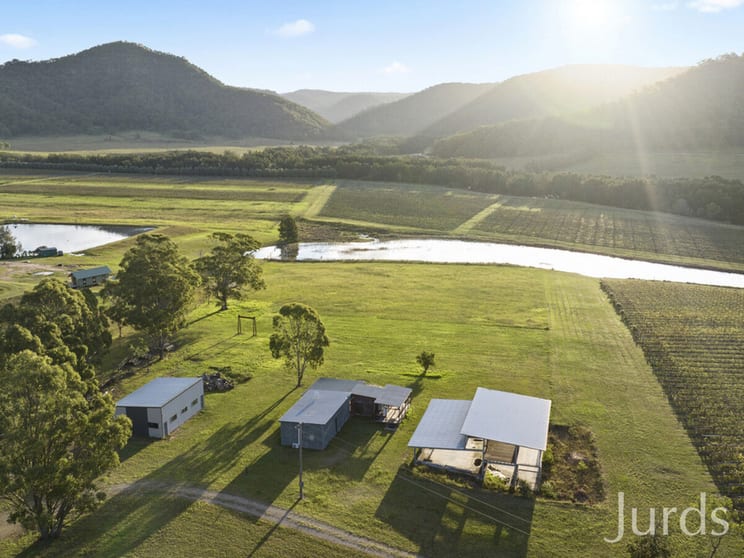 Click to view all images 658 Wollombi Road Broke NSW 2330 - Image 1