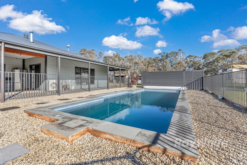 Click to view all images 371 Cochranes Road Costerfield VIC 3523 - Image 1