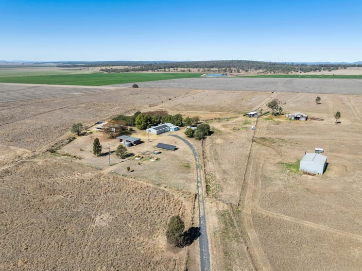 Click to view all images 891 Ernst Road Back Plains QLD 4361 - Image 3