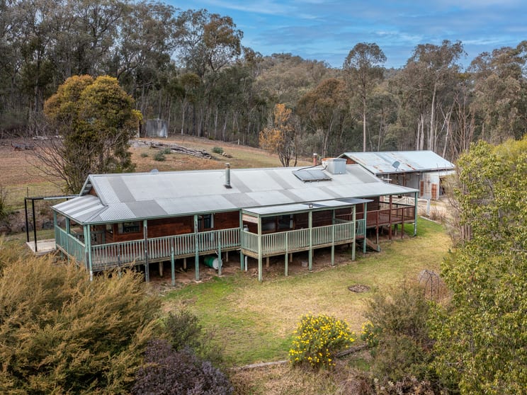 Click to view all images 350 Lake Buffalo-Whitfield Road Whitfield VIC 3733 - Image 3