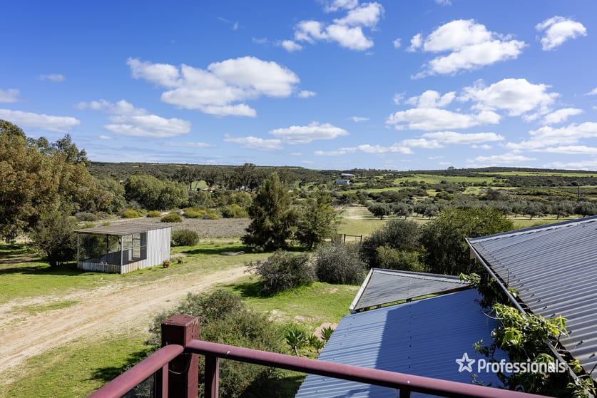 Click to view all images 210 Nanson-Howatharra Road Nanson WA 6532 - Image 2