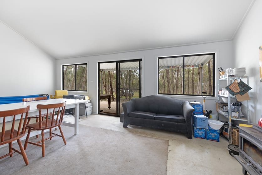 Click to view all images 7453 Booborowie Road Leighton SA 5417 - Image 3
