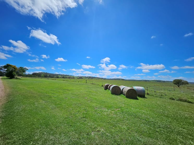 Click to view all images 693- LOT108 Haden Crows Nest Road Plainby QLD 4355 - Image 3