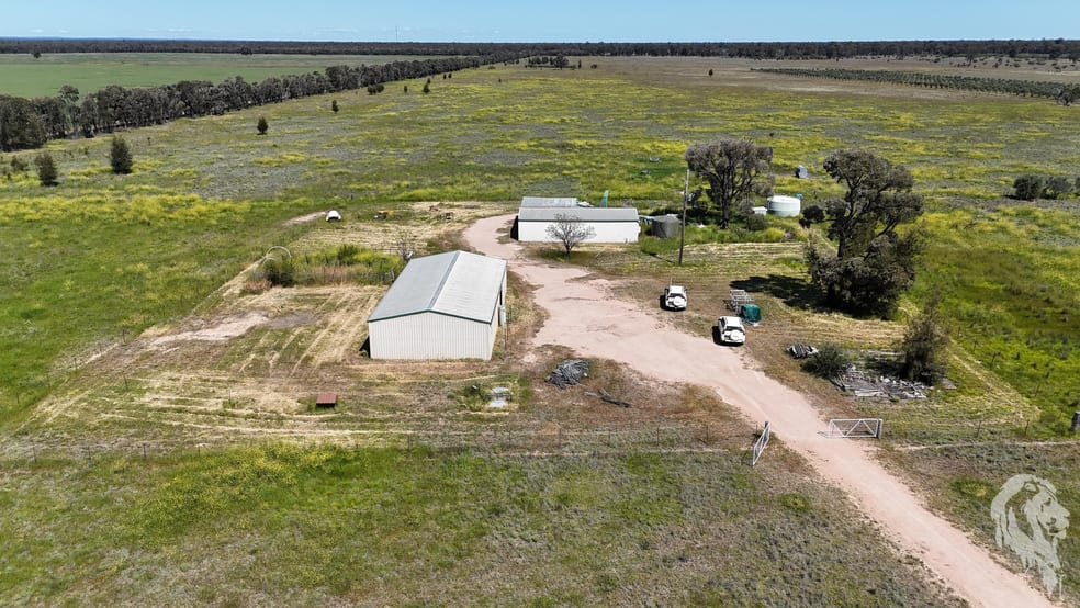 Click to view all images 399 Glenwood Lane Bohena Creek NSW 2390 - Image 2