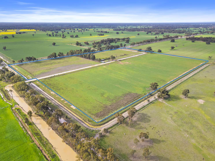 Click to view all images 930 Bearii East Road Strathmerton VIC 3641 - Image 1