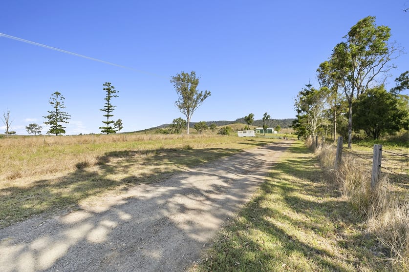 Click to view all images 1730 Gregors Creek Road Woolmar QLD 4515 - Image 3