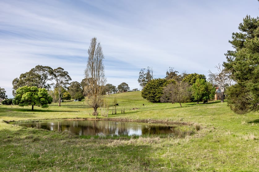 Click to view all images 4 Ridge Road Woodside SA 5244 - Image 2