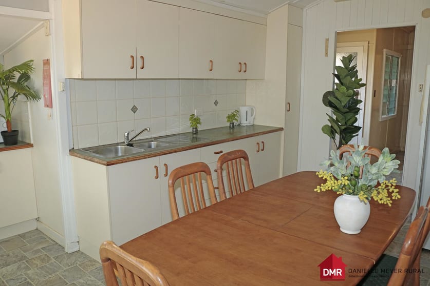 Click to view all images Glenrae QLD 4626 - Image 2