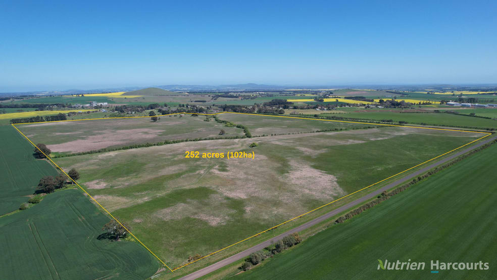 Click to view all images 815 Daylesford-Clunes Road Smeaton VIC 3364 - Image 3