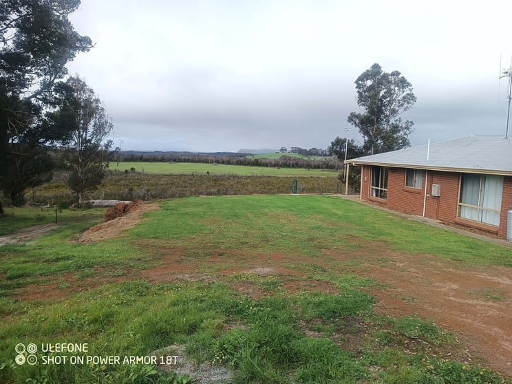 Click to view all images 263 Happy Valley Road Kordabup WA 6333 - Image 3