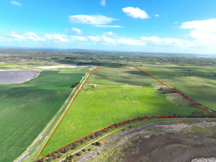 Click to view all images 3025 Corangamite Lake Road Dreeite VIC 3249 - Image 1