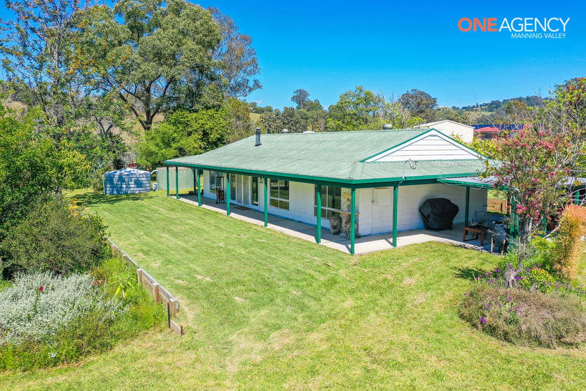 Click to view all images 5162 The Bucketts Way Burrell Creek NSW 2429 - Image 2