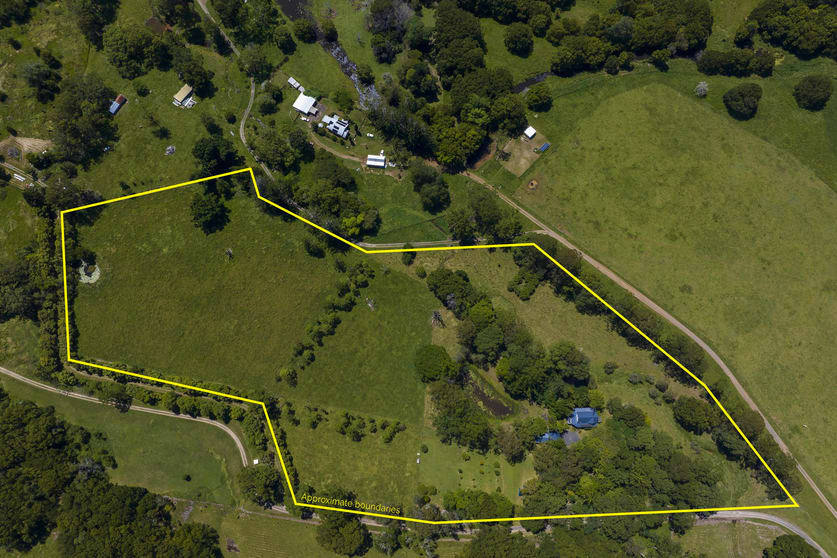 Click to view all images 8 Randle Road Marom Creek NSW 2480 - Image 3