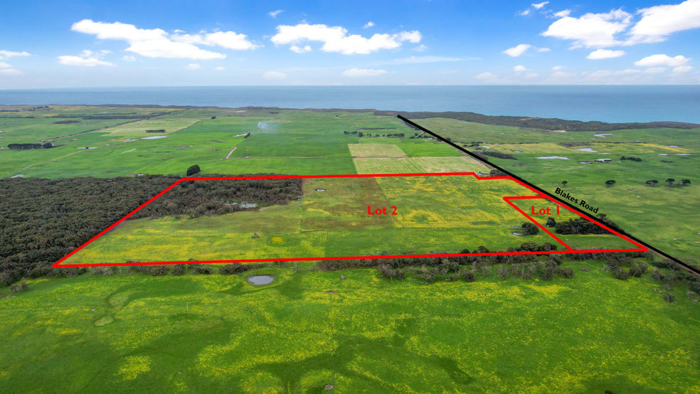 Click to view all images Blakes Road Nirranda South VIC 3268 - Image 2