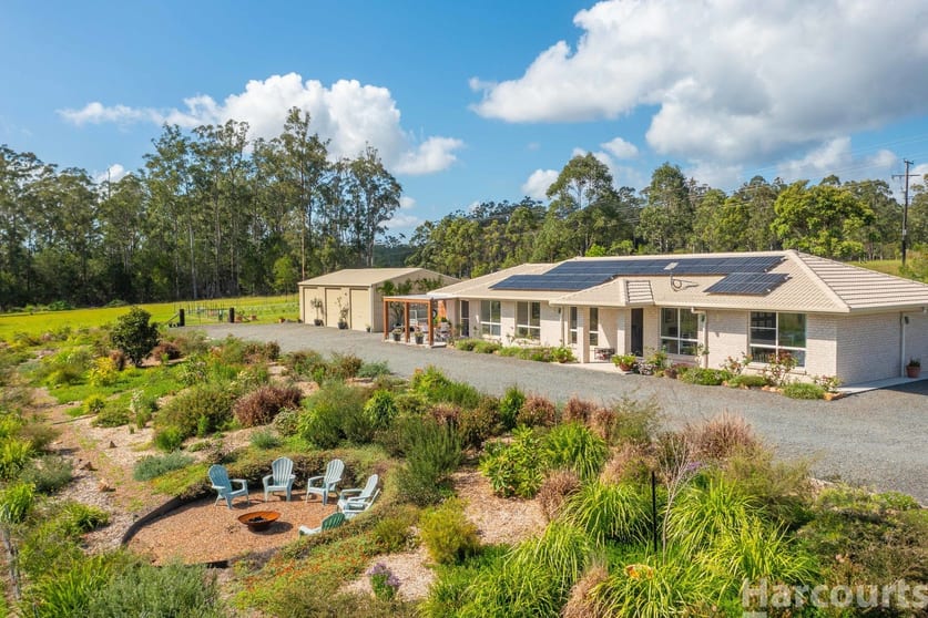 Click to view all images 12A Amber Way Kundabung NSW 2441 - Image 1