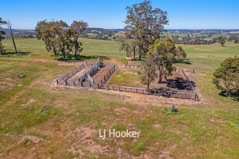 Click to view all images 294/ Attwood Road Lowden WA 6240 - Image 3