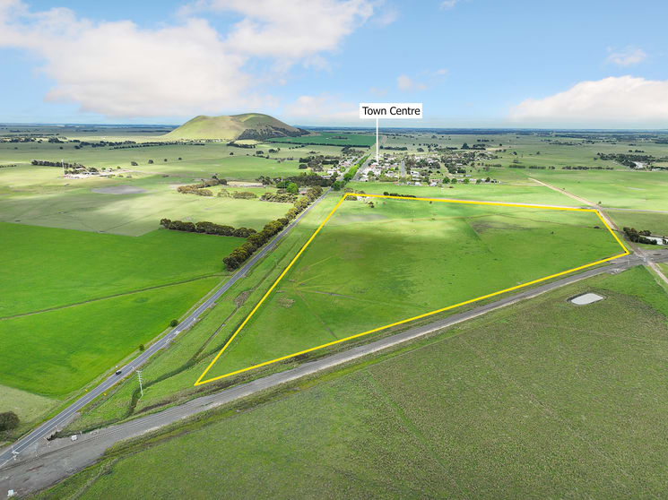 Click to view all images 1026 Hamilton Highway Derrinallum VIC 3325 - Image 3