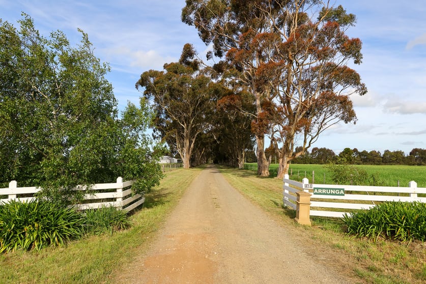 Click to view all images 7608 Hamilton-Pt Fairy Road Hamilton VIC 3300 - Image 3
