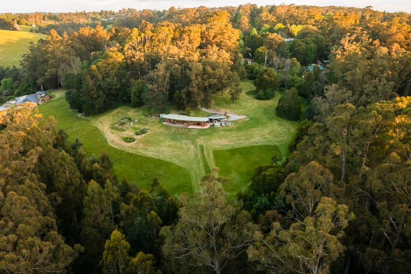 Click to view all images 22 Edenmont Road Emerald VIC 3782 - Image 3