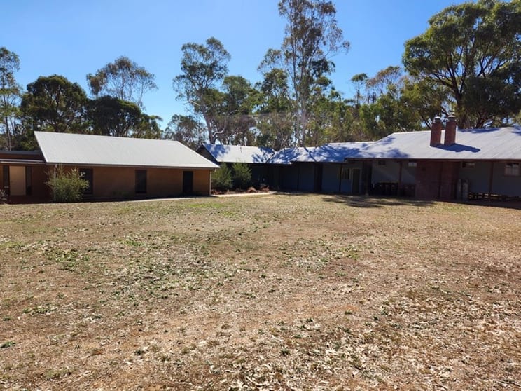 Click to view all images Backpacker / Hostel business for sale in South Western Victoria VIC - Image 2