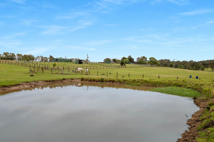 Click to view all images 511c Coolangatta Road Far Meadow NSW 2535 - Image 3