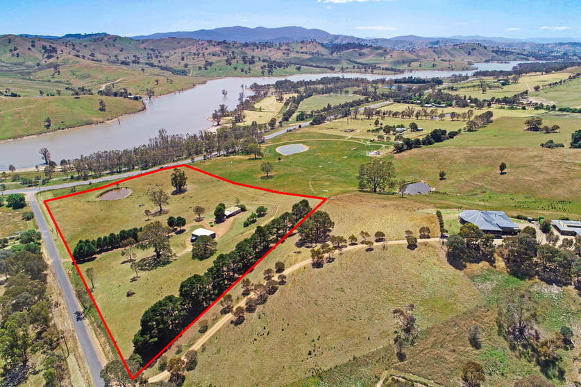 Click to view all images 19 Prowd Lane Bonnie Doon VIC 3720 - Image 1