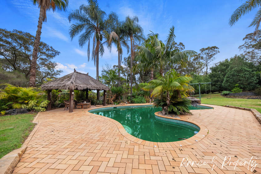 Click to view all images 242 Pitt Town Road Kenthurst NSW 2156 - Image 2