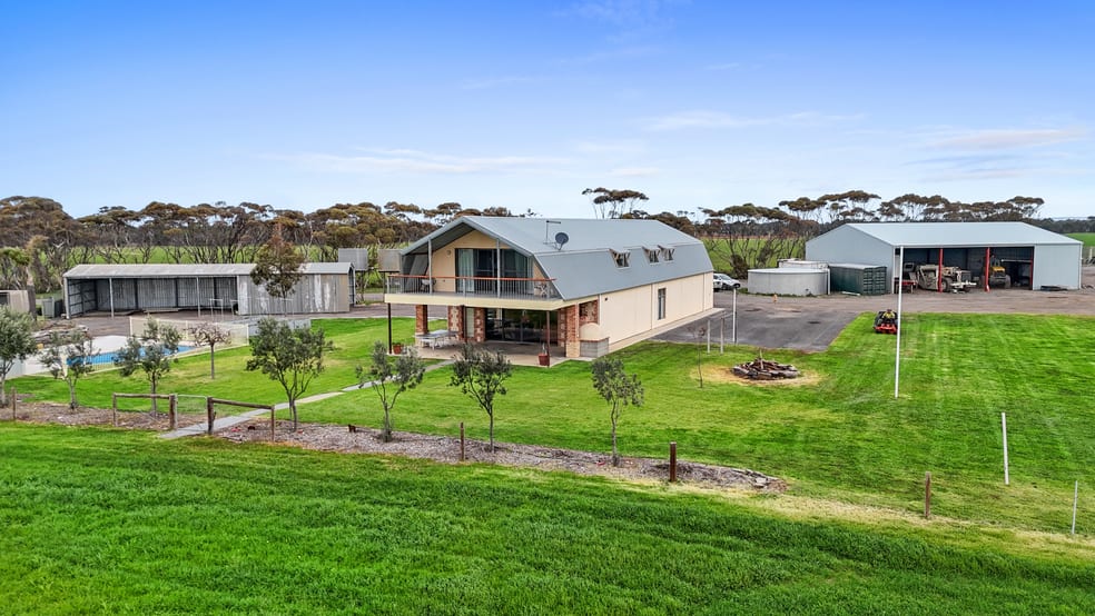 Click to view all images 135 Chilton Scrub Road Langhorne Creek SA 5255 - Image 1