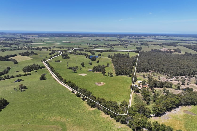 310 Jarrahmond Road Jarrahmond VIC 3888 - Image 2