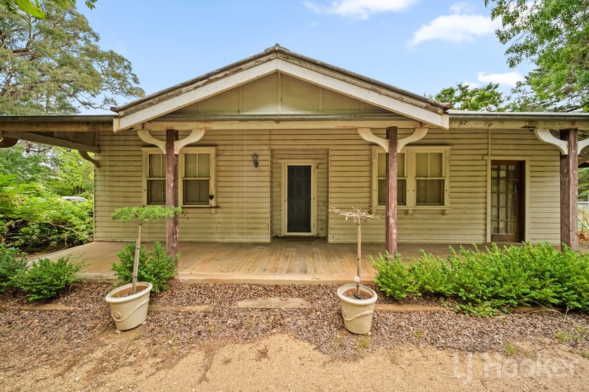 Click to view all images 855 Sutton Road Majura ACT 2609 - Image 1