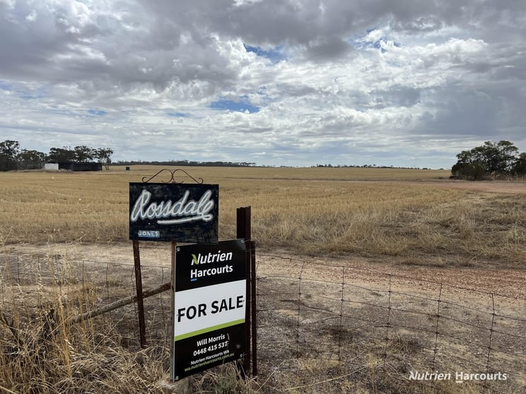 Click to view all images . McCarthy Road Bruce Rock WA 6418 - Image 1
