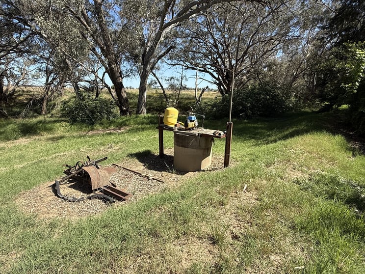 Click to view all images 2255 Newell Highway Tichborne NSW 2870 - Image 2