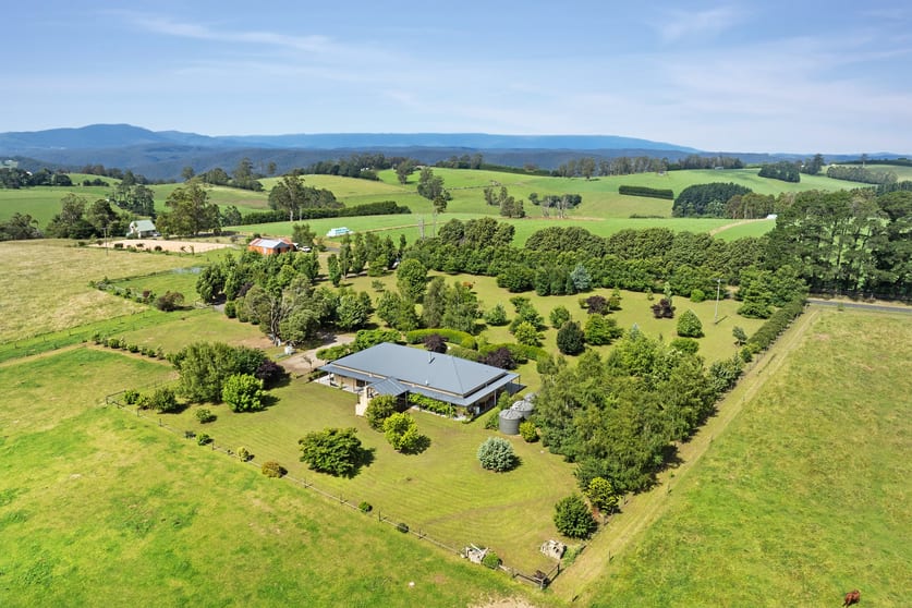 Click to view all images 1061 Neerim East Road Neerim East VIC 3831 - Image 2
