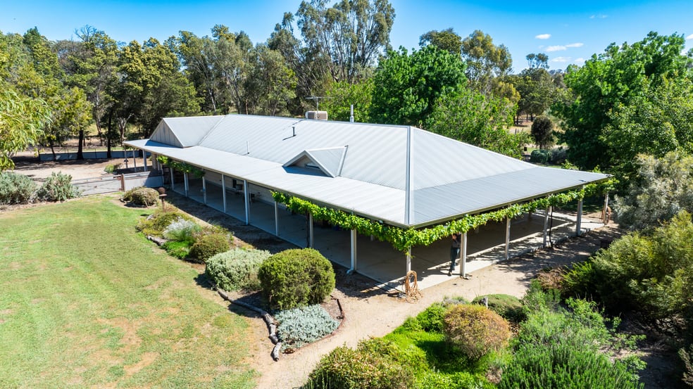 Click to view all images 566 Stoney Park Road Burrumbuttock NSW 2642 - Image 2