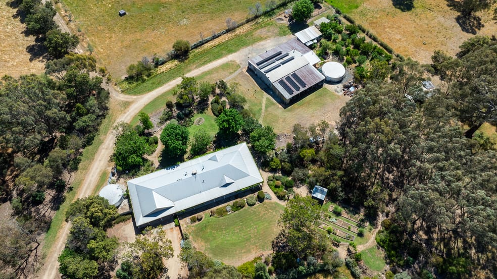 Click to view all images 566 Stoney Park Road Burrumbuttock NSW 2642 - Image 3