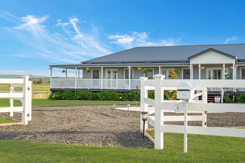 Click to view all images 6 Turpin Road Kentville QLD 4341 - Image 1