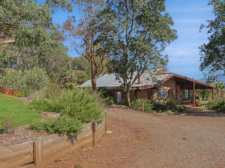 Click to view all images 26 Cronin Track Fumina South VIC 3825 - Image 2