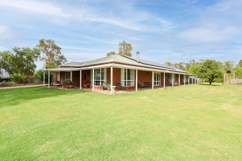 Click to view all images 295 Talakborong Lane Noorong NSW 2732 - Image 3