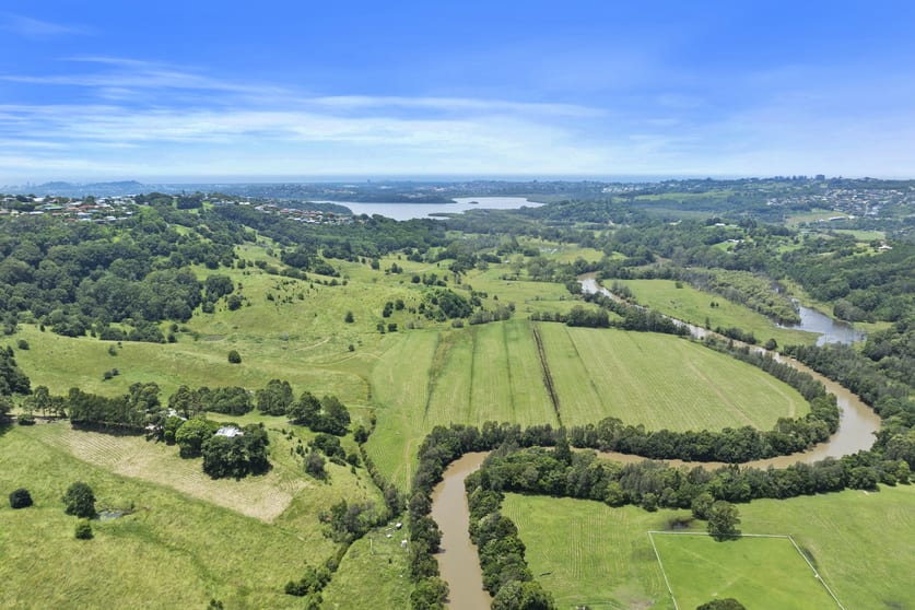 Click to view all images 464 Bilambil Road Bilambil NSW 2486 - Image 1