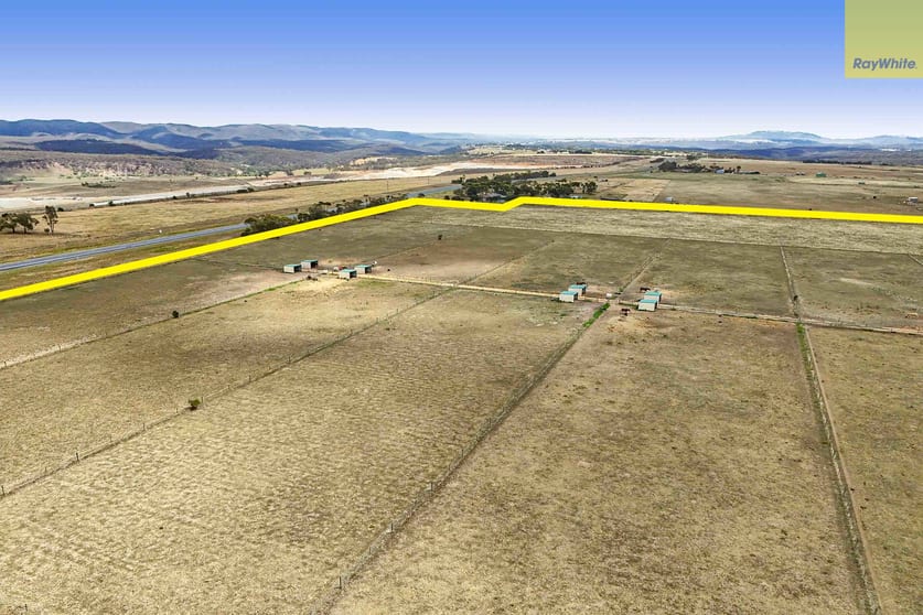 Click to view all images 814 Diggers Rest-coimadai Road Coimadai VIC 3340 - Image 2